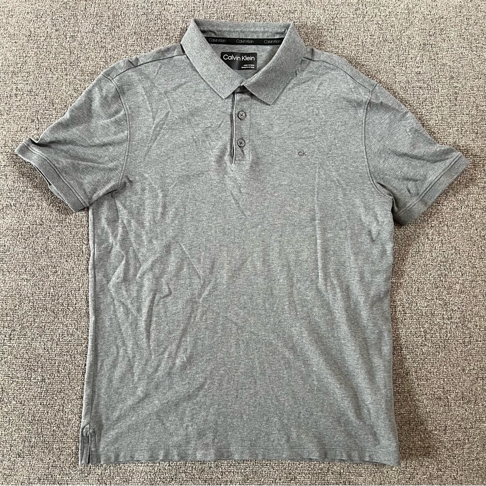 🔴 4 for $40 Bundle | Calvin Klein Men's Grey Polo | Medium